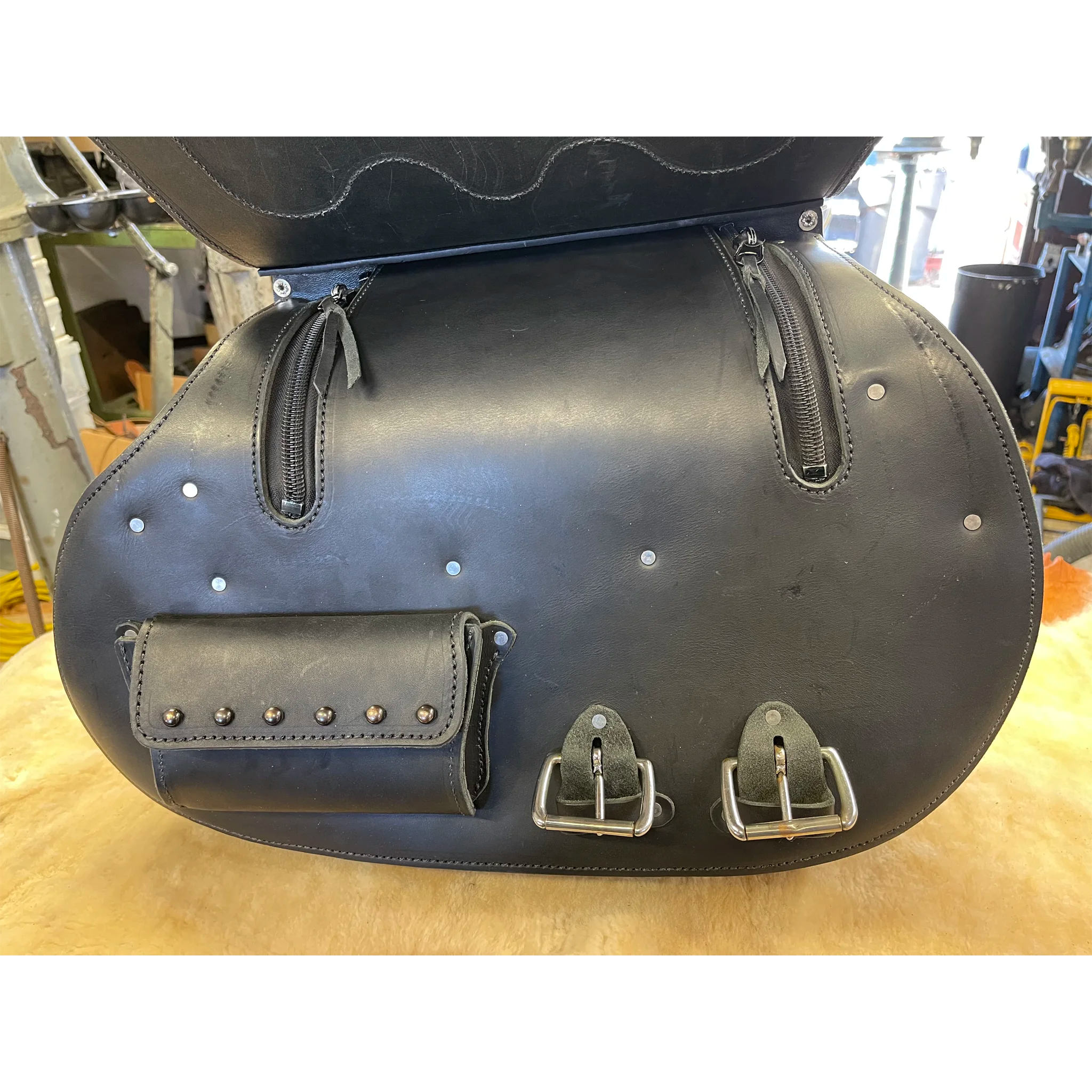 RESTORATION SERVICE: 1998 H-D Fat Boy OEM Saddlebag Rebuild
