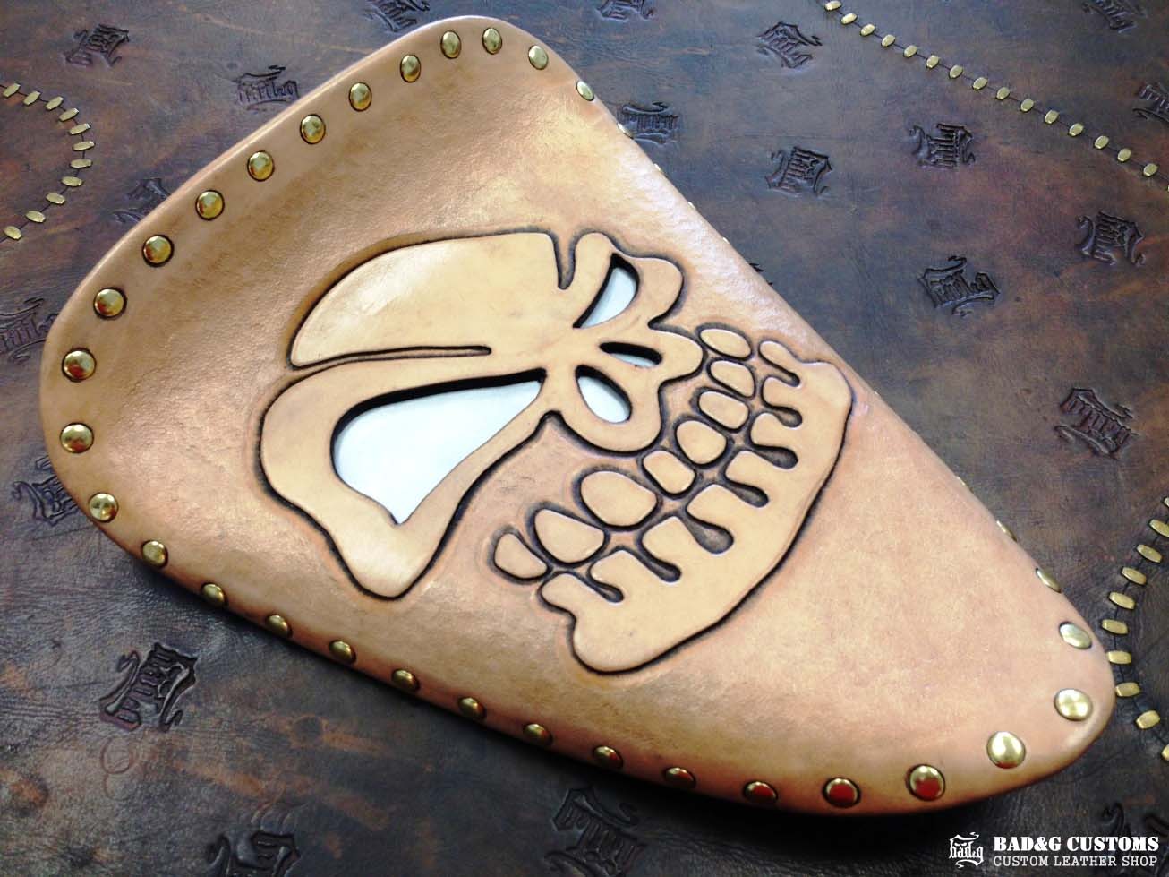 Flypaper Customs Aluminum Bagger Skull Seat