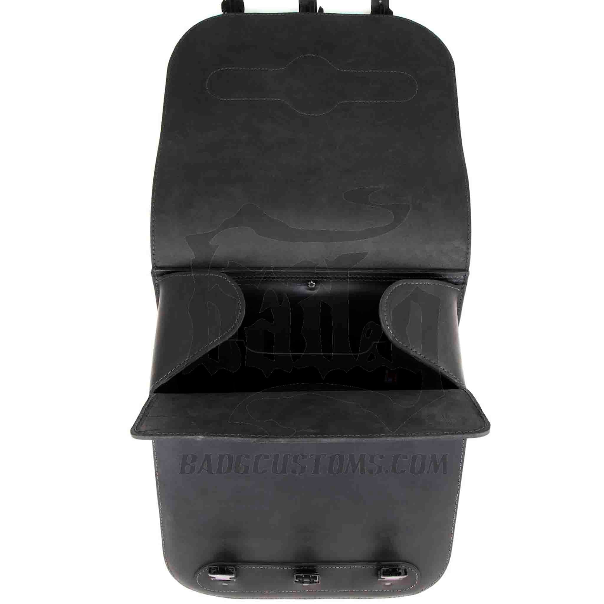 Upgrade your ride with the US01 Heavy Duty Saddlebags. Hand crafted in USA with premium veg tan steer hide leather and stainless steel hardware. Durable and stylish, they are the perfect fit for your motorcycle.