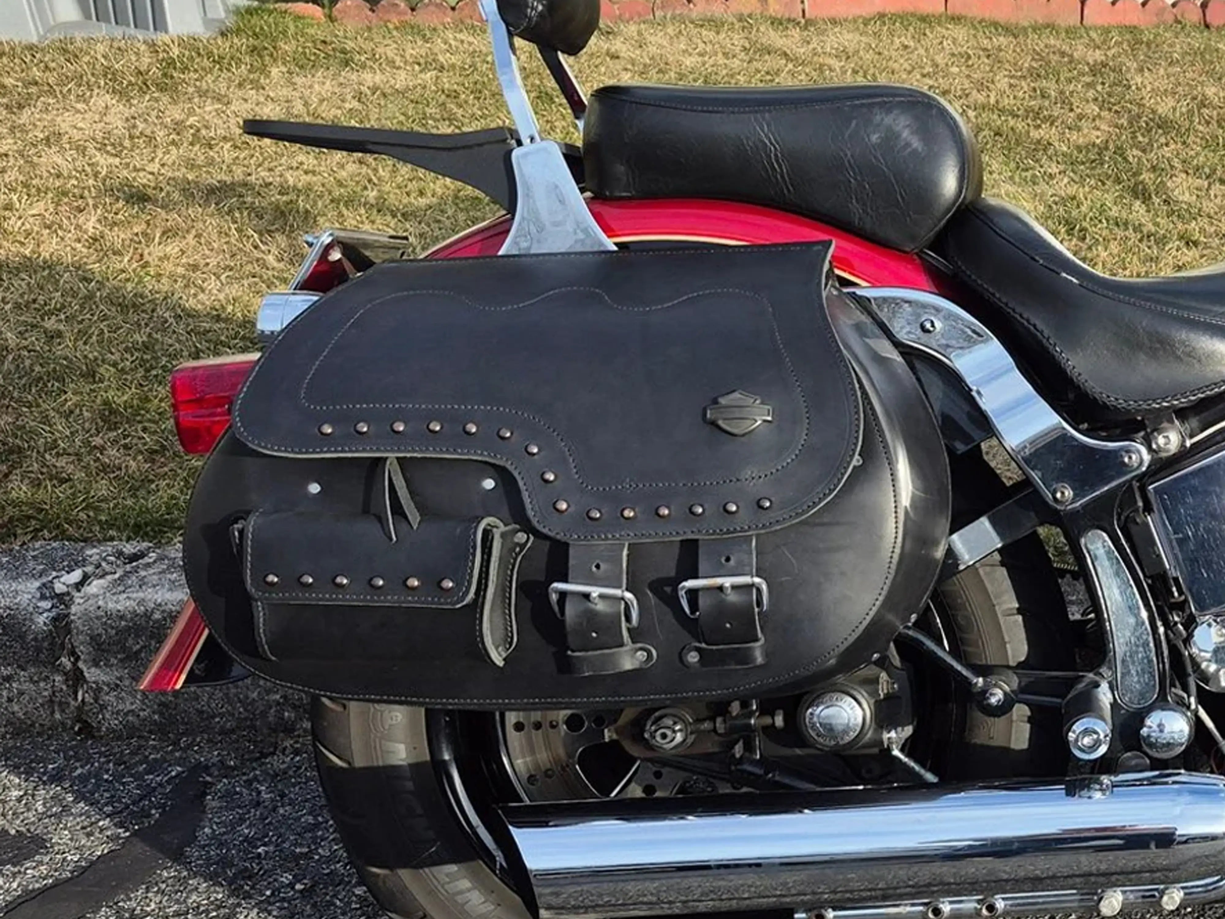 RESTORATION SERVICE: 1998 H-D Fat Boy OEM Saddlebag Rebuild