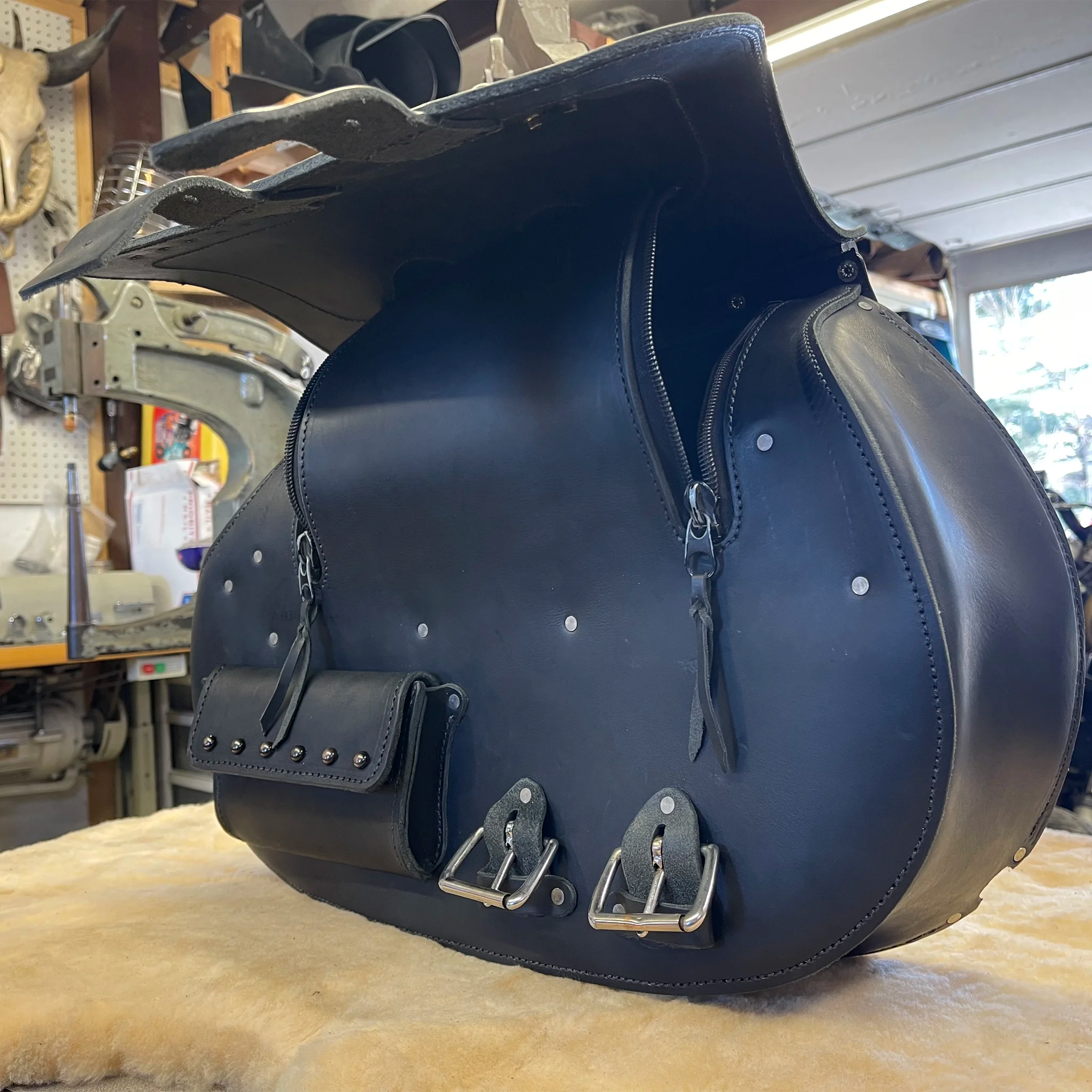 RESTORATION SERVICE: 1998 H-D Fat Boy OEM Saddlebag Rebuild