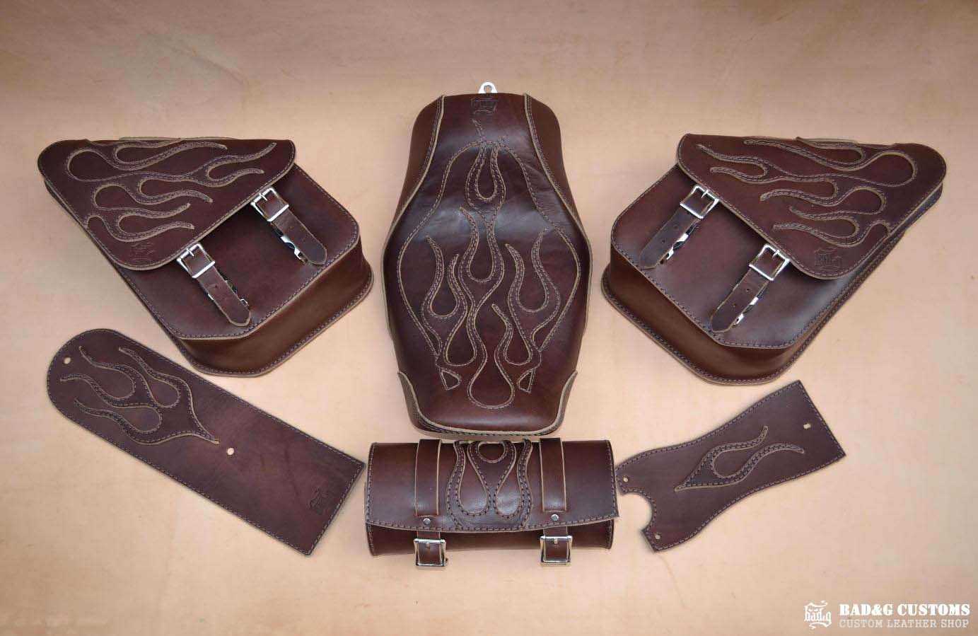 Harley-Davidson Dyna Leather Seat And Saddlebags with Flames